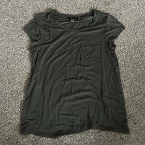 Cable & Gauge Green Flowy Cap Sleeve T-Shirt